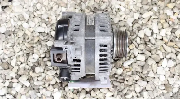 Honda CR-V Generator/alternator 1042101540 CSJ54