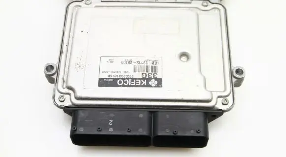 Hyundai i30 Engine control unit/module 391122B100