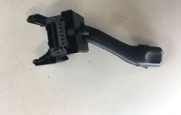 Volkswagen PASSAT B5.5 Wiper control stalk 4B0953503H