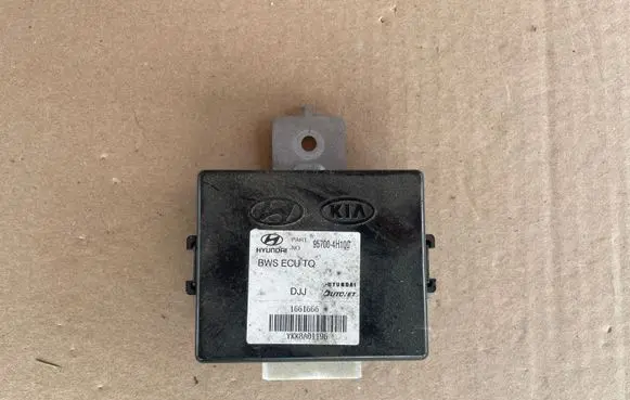 Hyundai H-1, Starex, Satellite Parking PDC control unit/module 957004H100