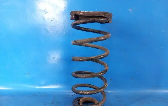 KIA Soul Rear coil spring 55330B2330