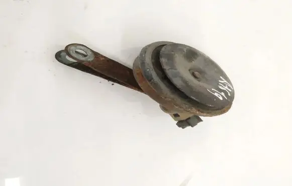 Toyota Avensis T250 Horn signal