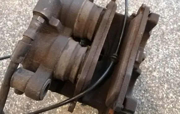 Mercedes-Benz ML W166 Front brake caliper