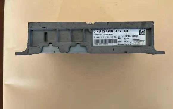 Mercedes-Benz EQS V297 Sound amplifier A2979006417
