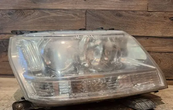 Suzuki Grand Vitara II Headlight/headlamp 10059079