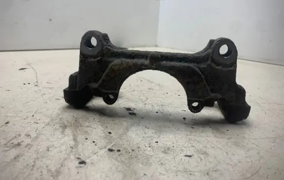Volkswagen PASSAT B6 Front Brake Caliper Pad/Carrier 