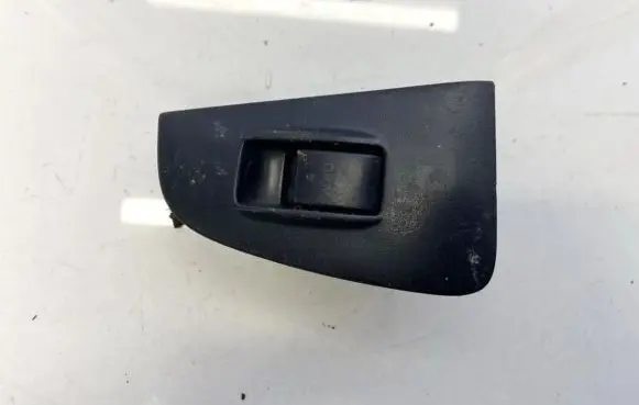 Toyota Avensis T250 Electric window control switch 7423105140 74231-05140