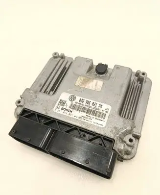 Volkswagen Jetta V Engine control unit/module 03G906021PM 03G906021AN 0281014061