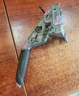 Ford Focus Handbrake/parking brake lever assembly BV612780CF