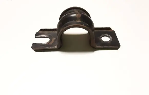 Nissan X-Trail T30 Sway bar bush bracket, rear 