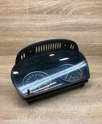 BMW 5 E60 E61 Speedometer (instrument cluster) 9194885 110080398