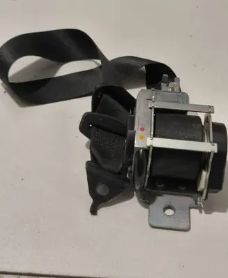 Mercedes-Benz GLE (W166 - C292) Rear seatbelt 1668603185 6204395 160505