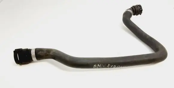 BMW 7 E65 E66 Engine coolant pipe/hose 8384912