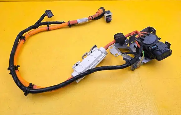 Lynk u0026 co 01 Electric car charge socket 8892083000