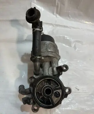Ford Mondeo MK IV Engine oil radiator