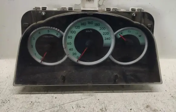 Toyota Corolla Verso AR10 Speedometer (instrument cluster) 838000F092A