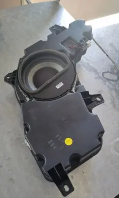 Hyundai Santa Fe Subwoofer speaker 963802W110