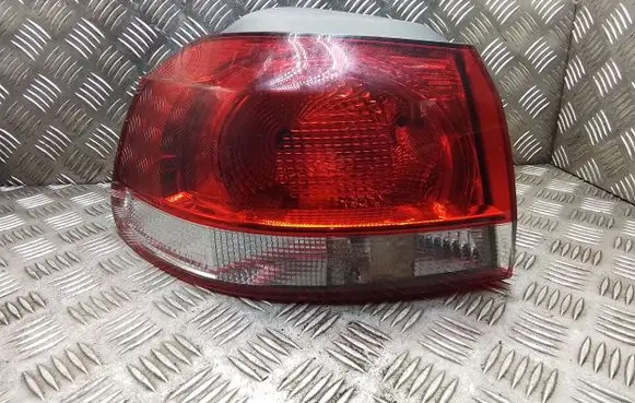 Volkswagen Golf VI Rear/tail lights 5K0945095E 89090598