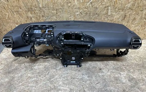 Citroen C4 III e-C4 Dashboard 