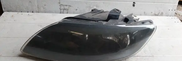 Audi Q7 4L Headlight/headlamp