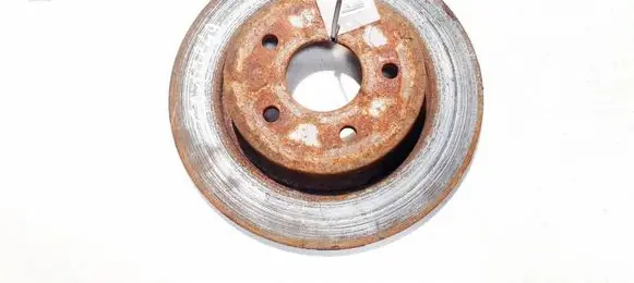 Ford Focus Rear brake disc neventiliuojamas