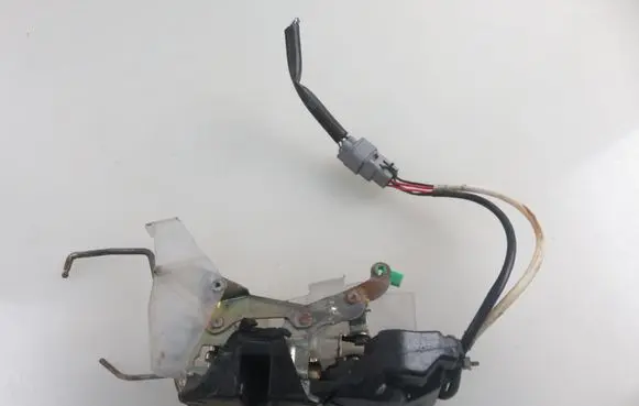 Front door lock