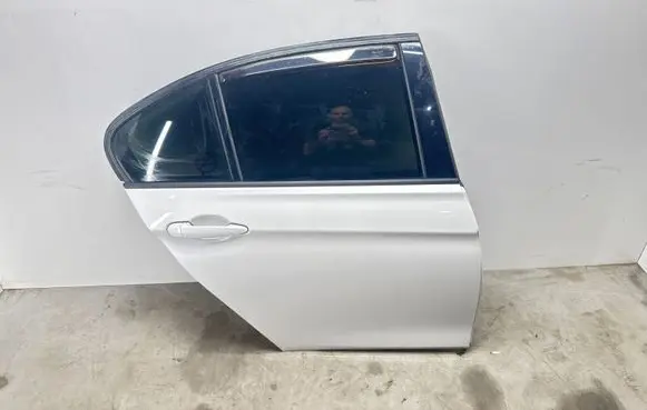 BMW 3 F30 F35 F31 Rear door