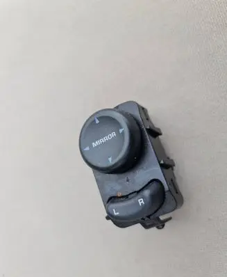 Chrysler 300M Wing mirror switch 04760174AF 39754D