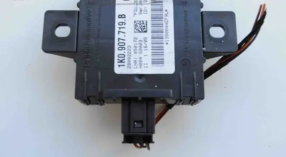 Volkswagen Golf V Other devices 1K0907719B28002223