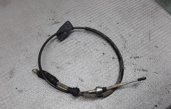 Nissan Navara D40 Gear shift cable linkage