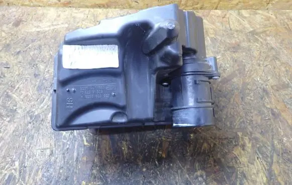Renault Scenic III - Grand scenic III Air filter box 8200947663 8200682558