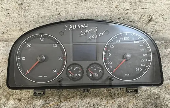 Volkswagen Touran I Speedometer (instrument cluster) 1T0920 V1714141