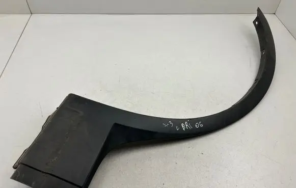 BMW X3 E83 Front arch trim 3405817