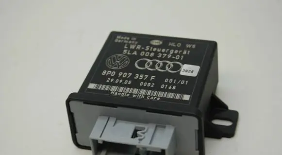 Audi A6 S6 C6 4F Light module LCM 8P0907357F