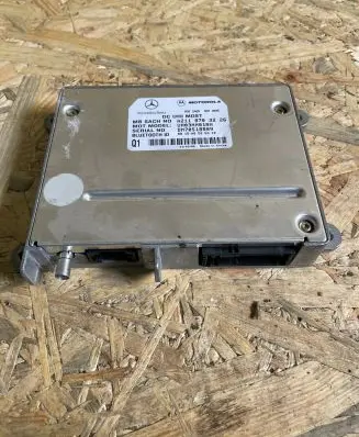 Mercedes-Benz E W211 Bluetooth control unit module A2118703226 UH03MM01RW DM70518809