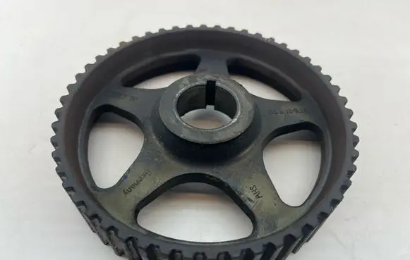 Audi A6 S6 C6 4F Camshaft pulley/ VANOS 06D109111B