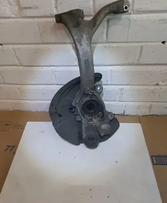 Audi A6 S6 C6 4F Front wheel hub spindle knuckle 4F0407242C 50810280