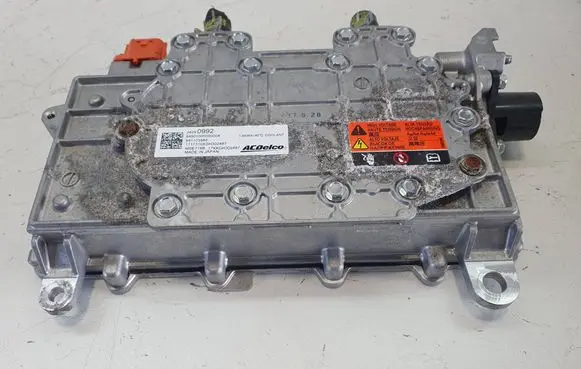 Chevrolet Volt II Voltage converter inverter 24290992 691103980 8490100000000X
