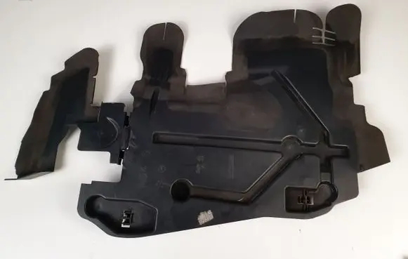 Peugeot 2008 I Radiator trim 9677962980