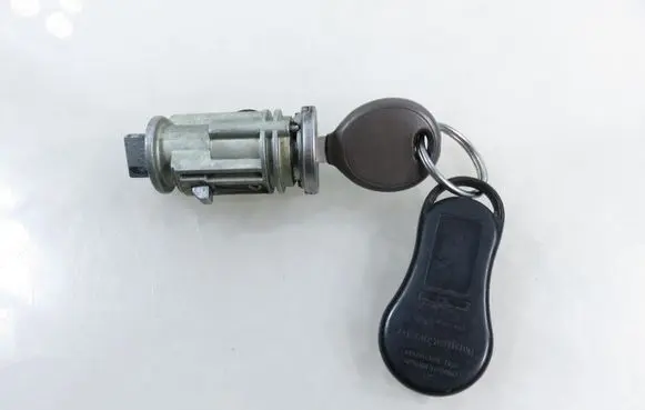 Chrysler PT Cruiser Ignition lock 