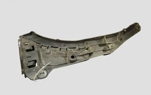 Volvo XC90 Front bumper mounting bracket 08620564