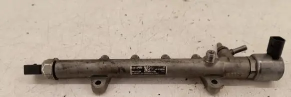 Mercedes-Benz C W204 Fuel main line pipe 6510700595 A6510700595