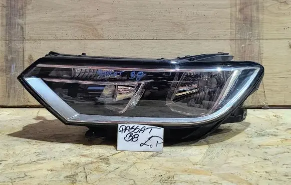 Volkswagen PASSAT B8 Headlight/headlamp