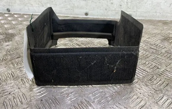 Toyota Prius (XW50) Battery box tray 