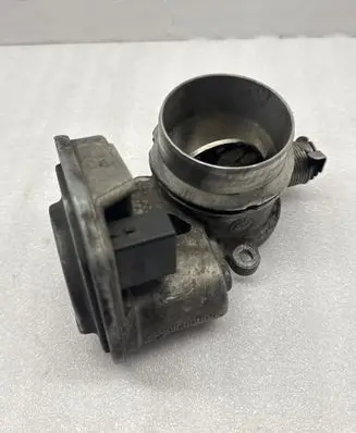 BMW 5 E60 E61 Throttle valve 7791481 B60311442
