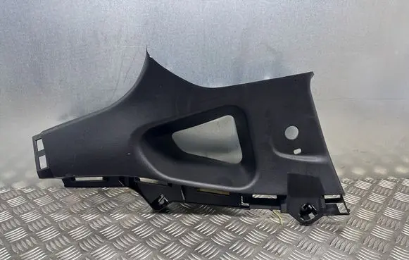 Nissan 370Z (C) pillar trim 769351EA0A