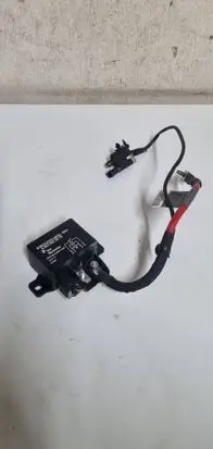 Mercedes-Benz C W204 Battery relay fuse 0035422619