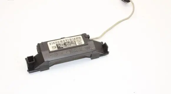 Audi A3 S3 8P Alarm movement detector/sensor 8P0951177