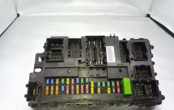 Ford Fusion II Power management control unit DG9T15604 A2C7337821200