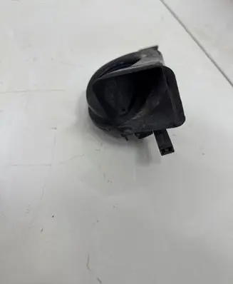 Nissan Primera Horn signal 703881157 2143